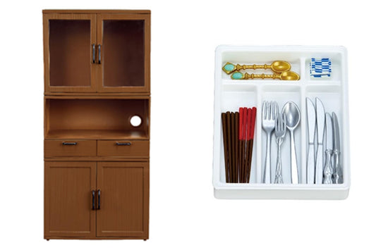 Re-Ment Petit Cupboard: H240xW110xD71mm